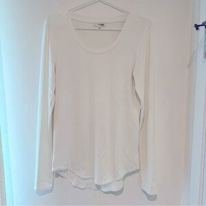Aritzia Wilfred Free White Scoop Neck Long Sleeve